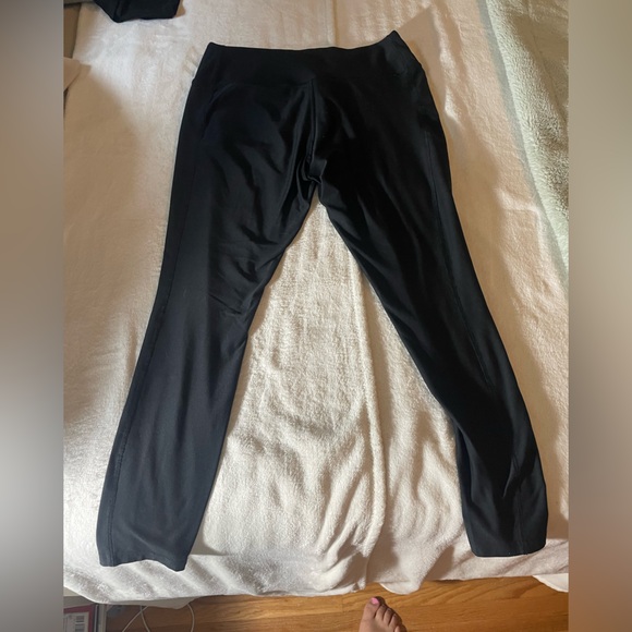 Nike Dri fit leggings - Picture 2 of 4